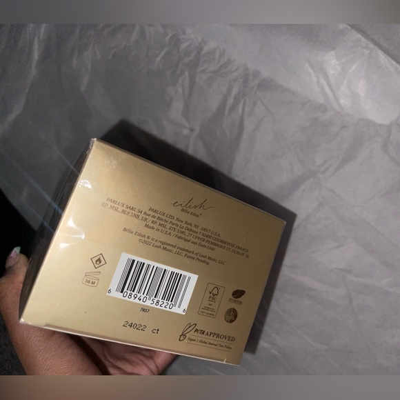 Billie Eilish Perfume - Picture 4 of 9